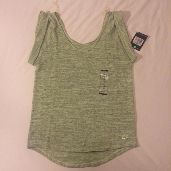 NWT- Nike Tradition SS Women Tshirt - Picture 2 of 4
